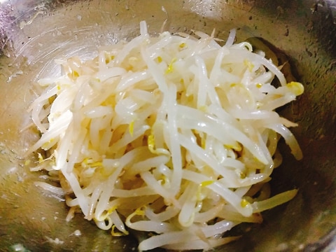姜葱醤で激うまッ♡もやしのナムル